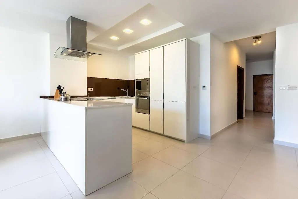 Cozy 3Bd Seaside Apartment! Wifi And Great Location! Saint Julian's