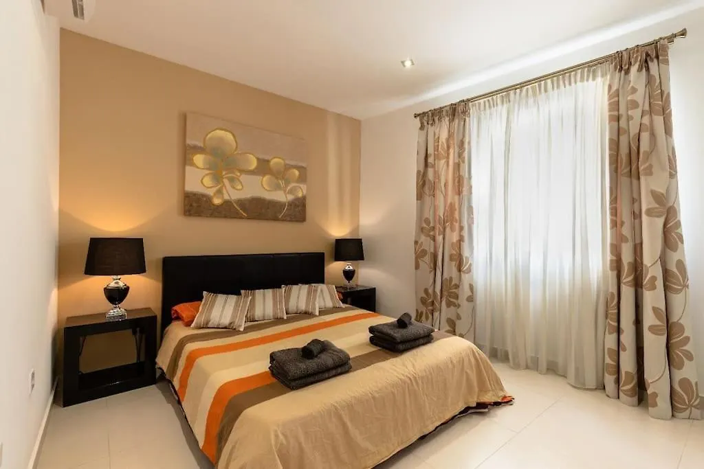 Cozy 3Bd Seaside Apartment! Wifi And Great Location! Saint Julian's